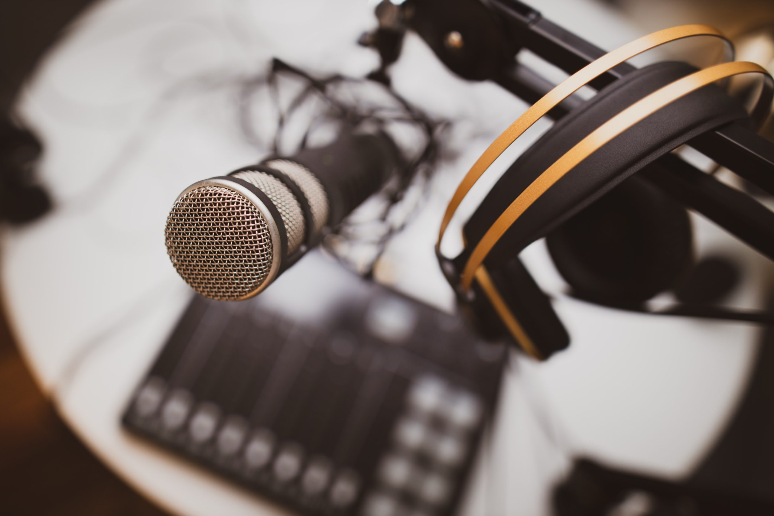 5 Things You Need to Know When Starting Your Podcast